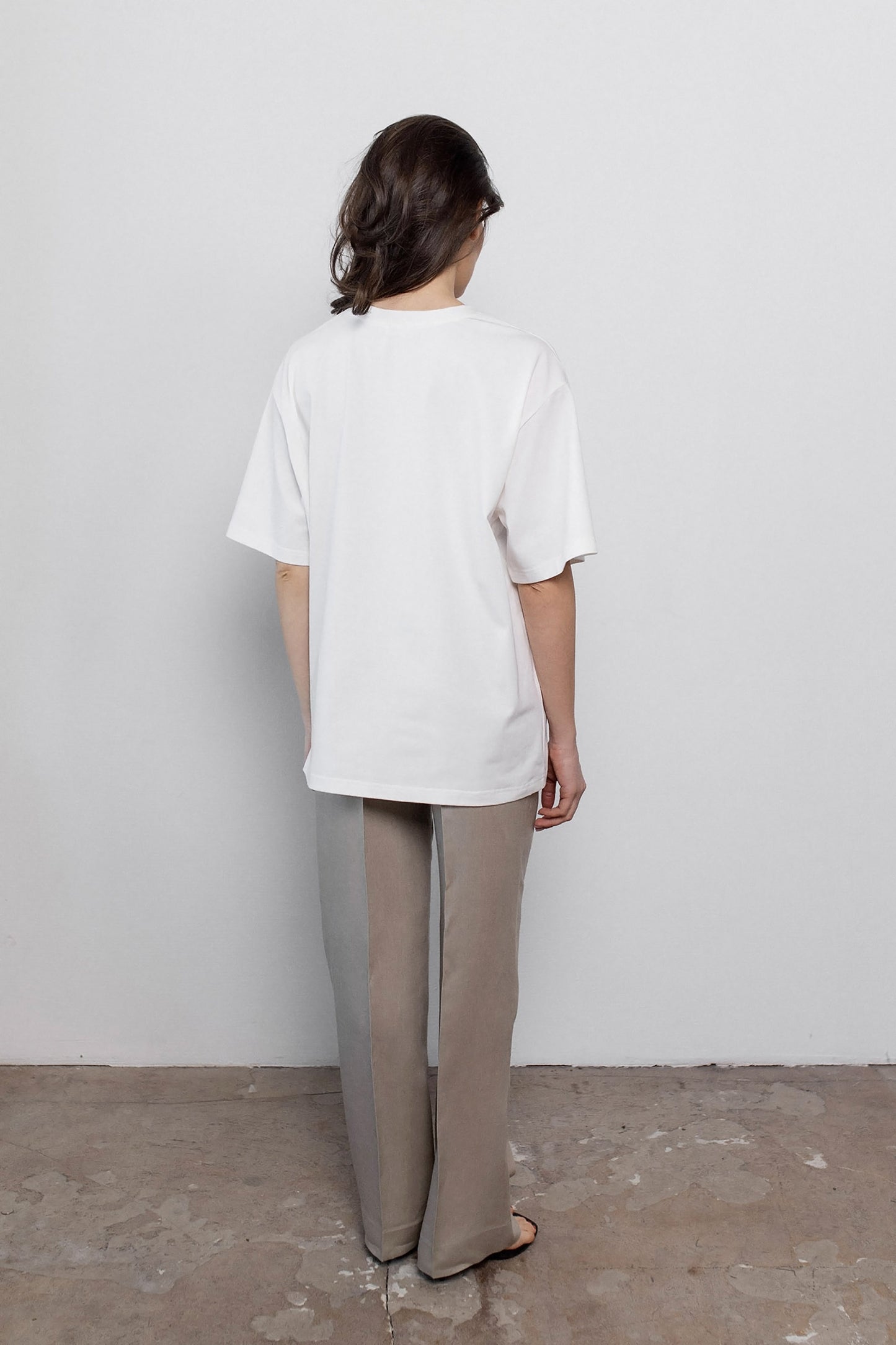 milky-oversized-t-shirt-with-print-back