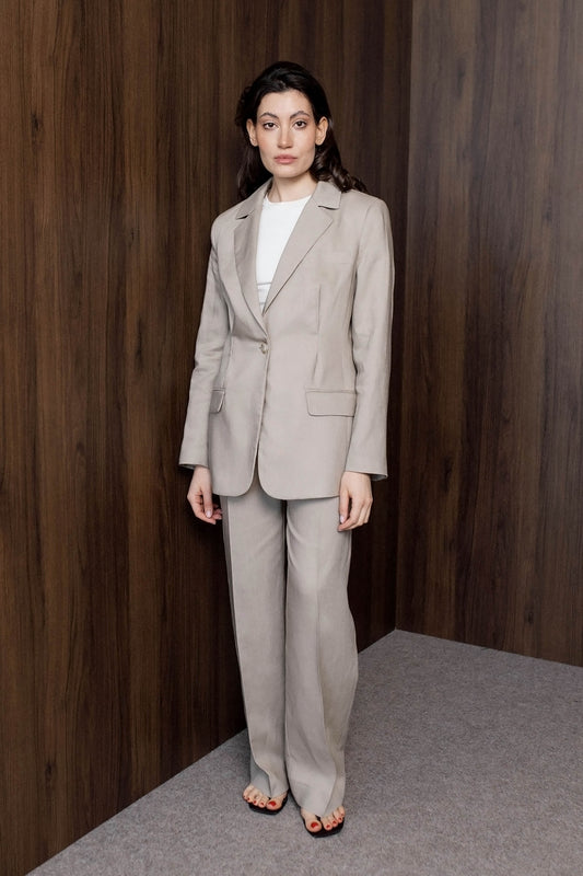 1-beige-linen-tailored-blazer-front-jm