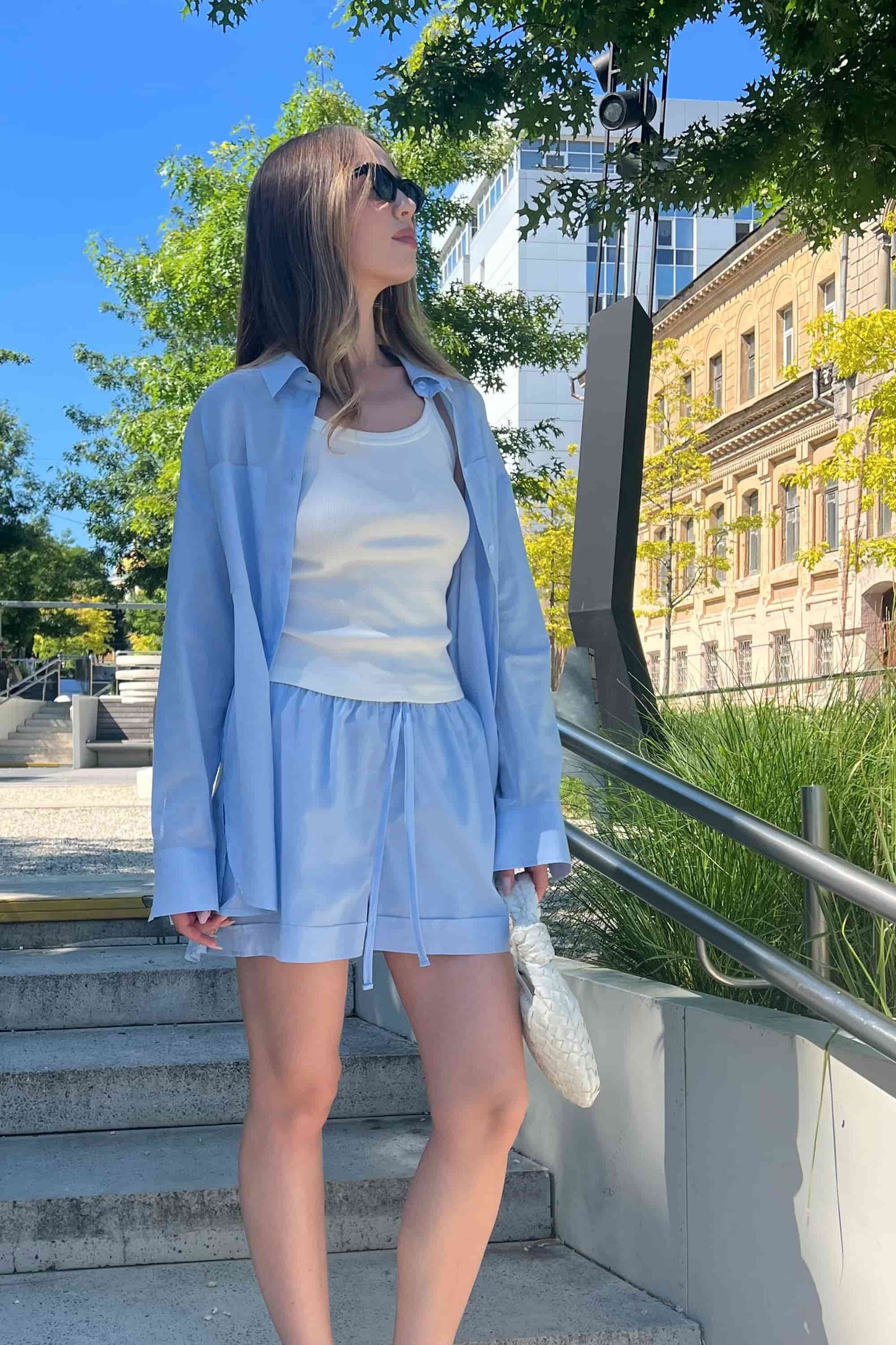 blue-batiste-bulk-shirt-front