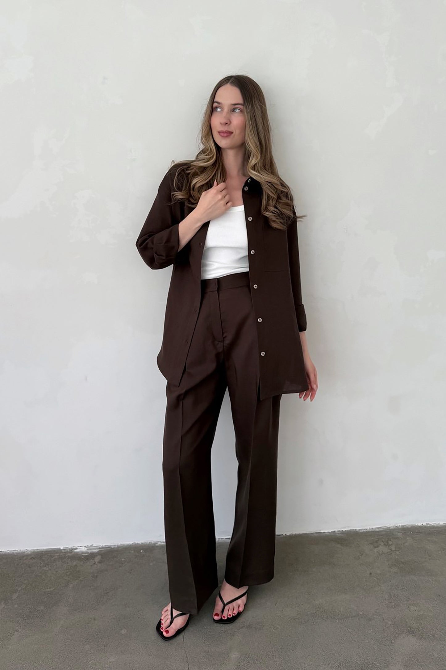 chocolate-linen-shirt-front