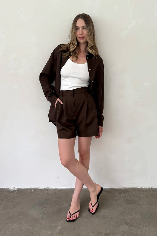 chocolate-linen-shorts-front