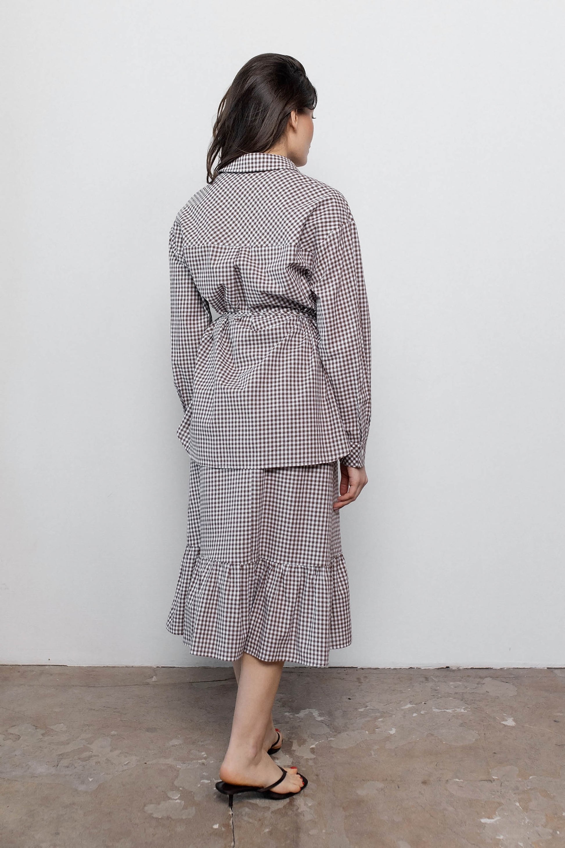 gingham-chocolate-cotton-tie-belt-shirt-back