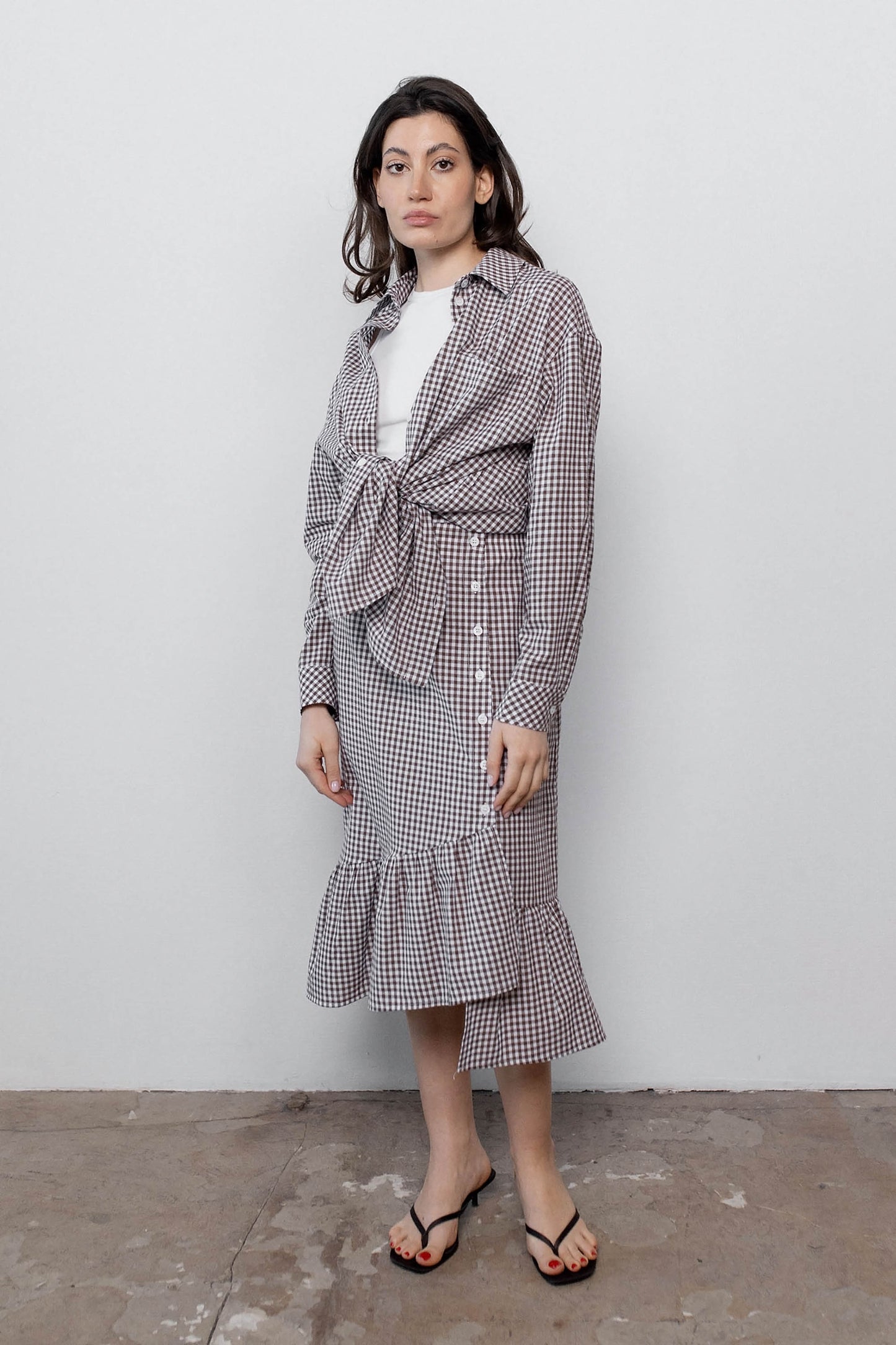 gingham-chocolate-cotton-tie-belt-shirt-front