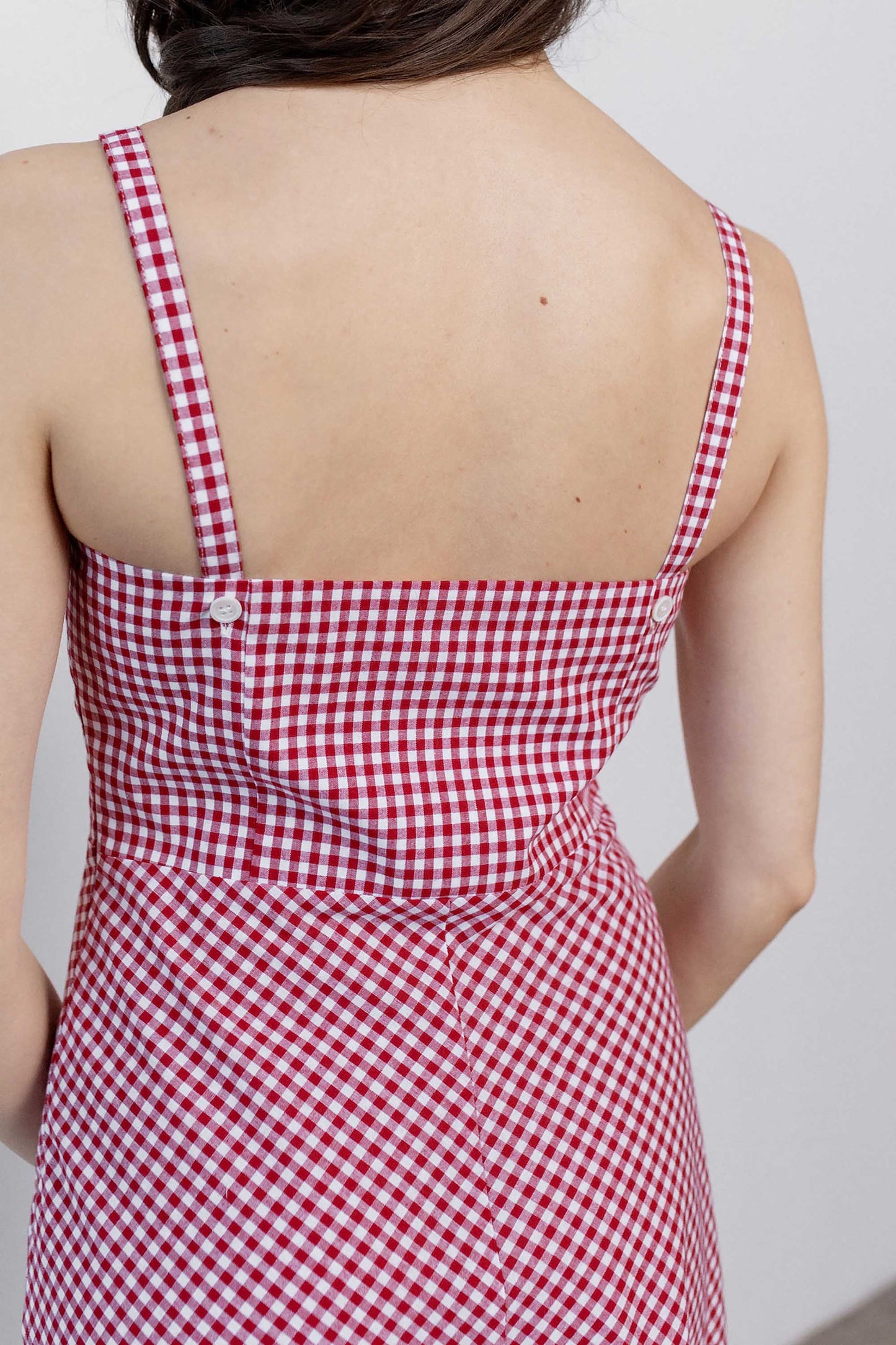 gingham-red-cotton-straight-dress-detail