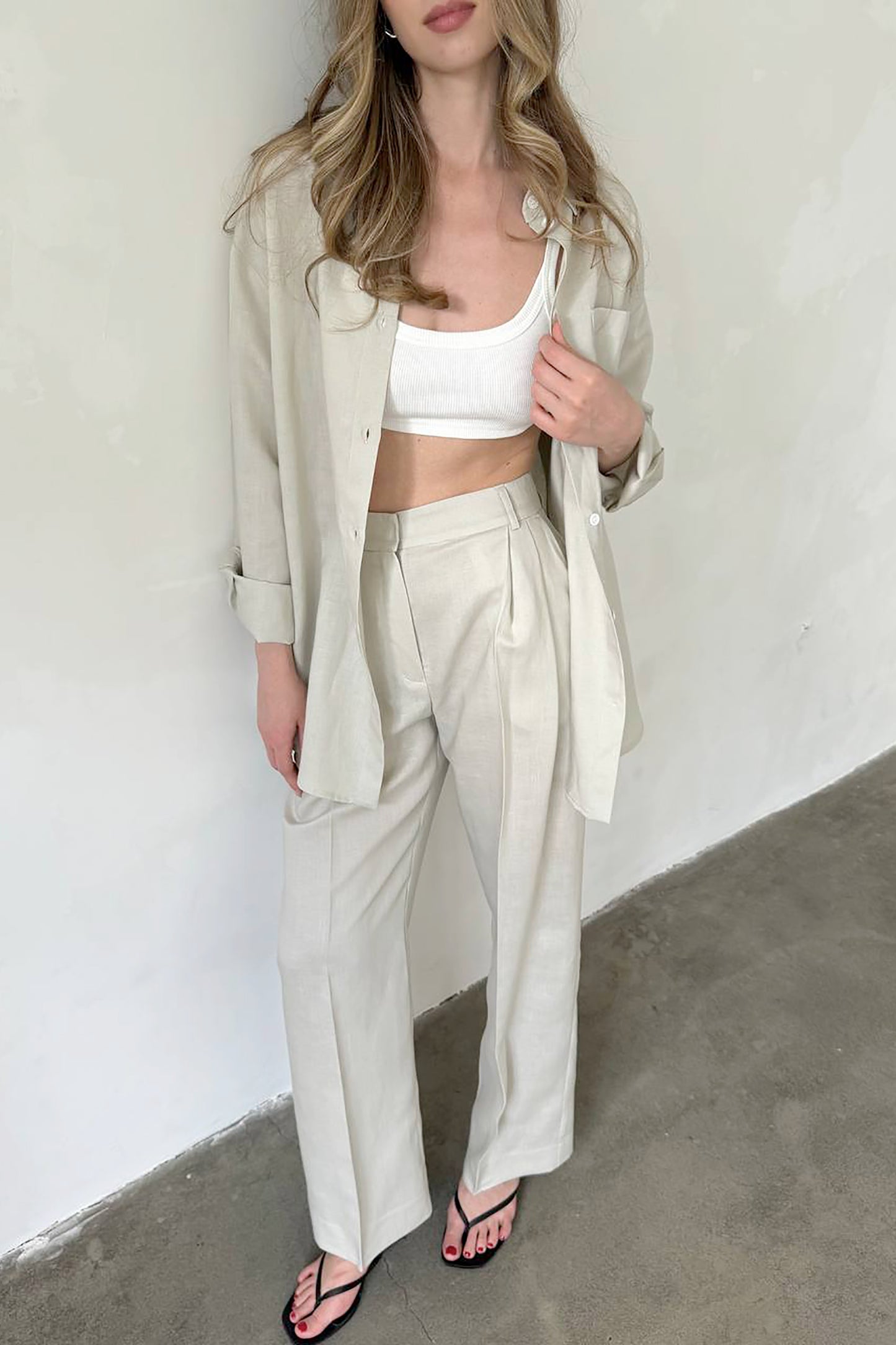 light-beige-linen-shirt-suit-detail
