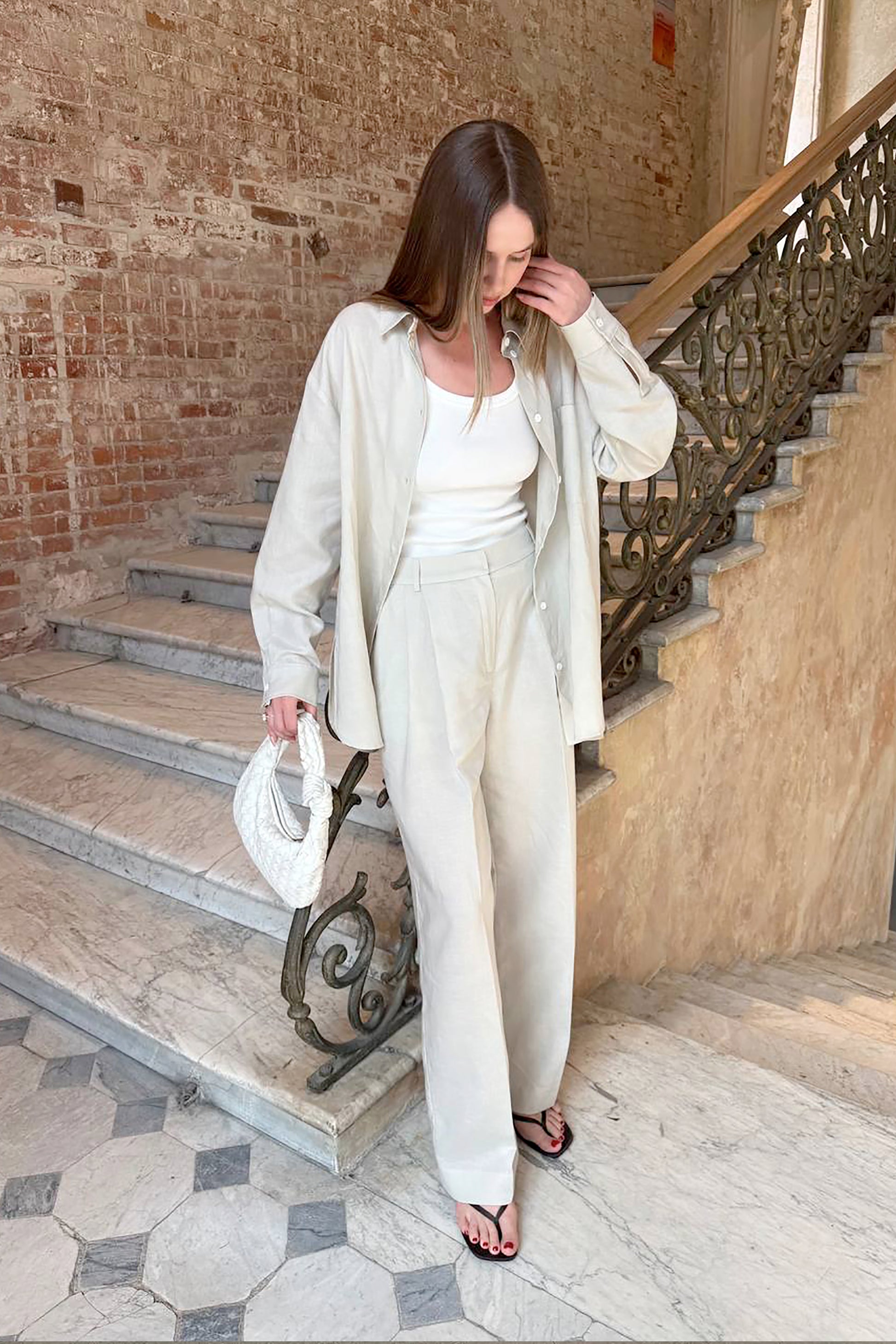 light-beige-linen-suit-just-mood