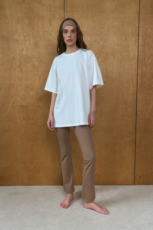 milky-oversized-t-shirt-front