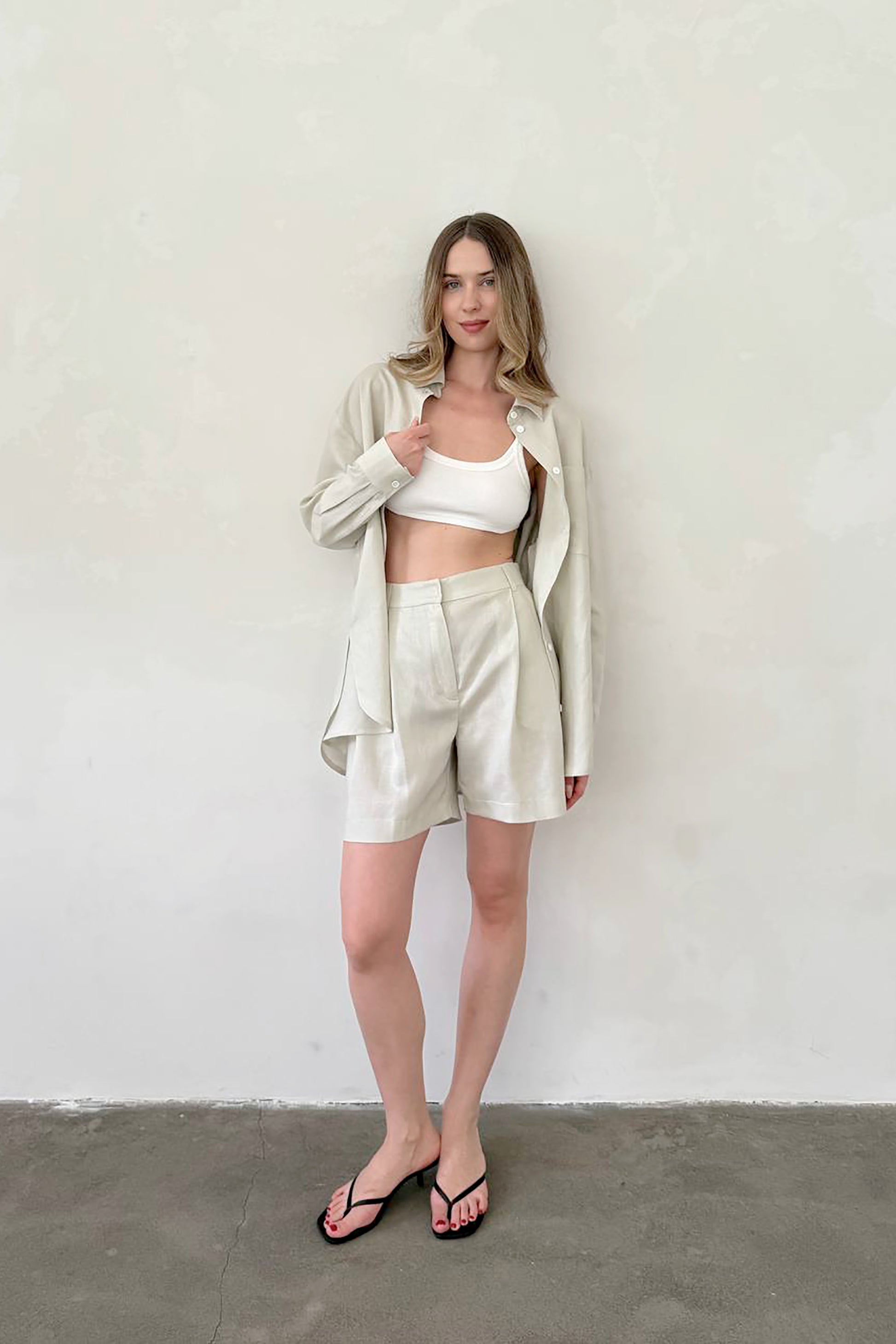 milky-ribb-knit-crop-top-suit