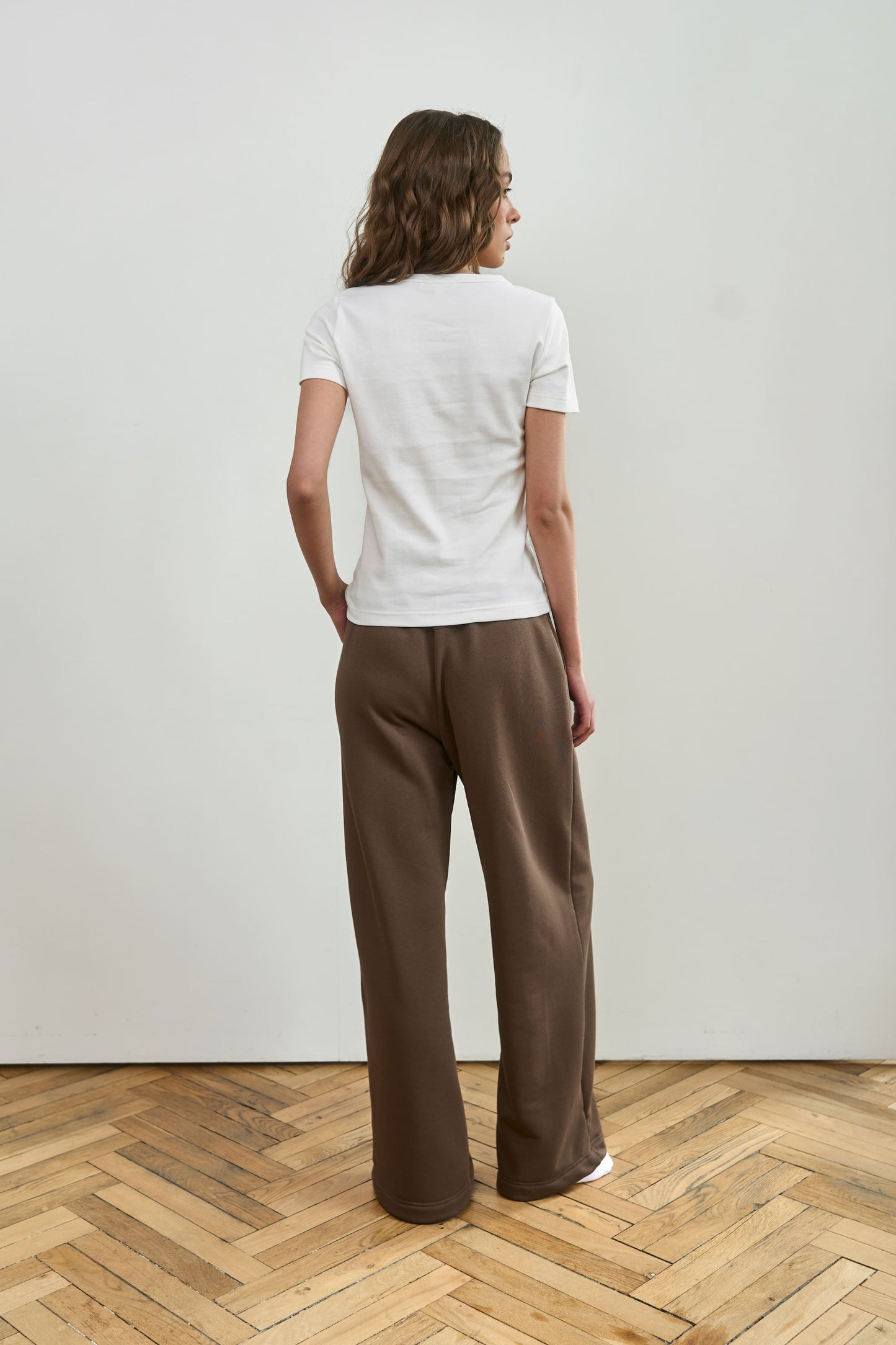 milky-ribb-t-shirt-back