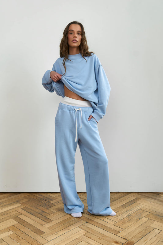 sky-blue-knit-relaxed-fit-sweatshirt-detail