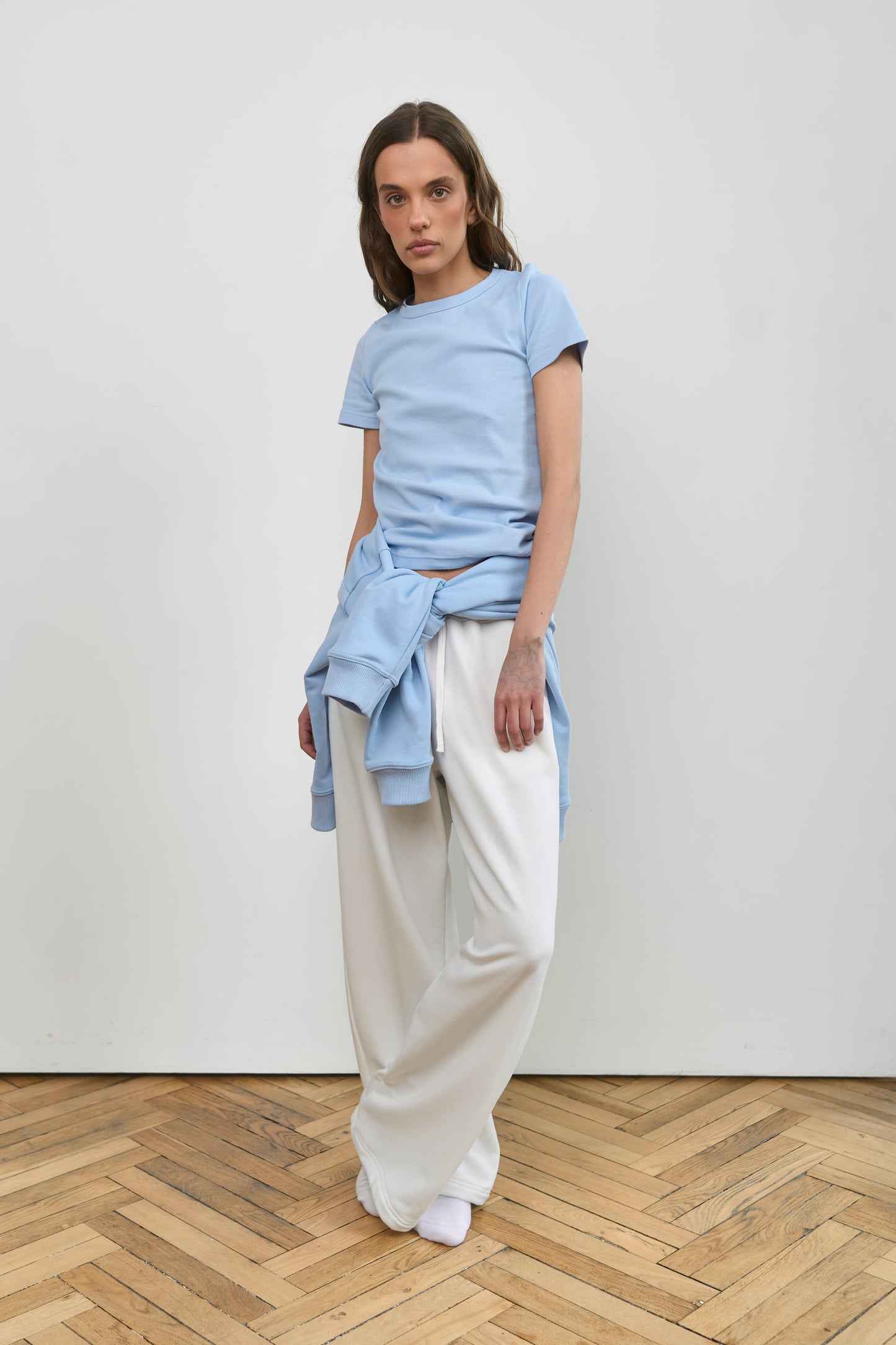 sky-blue-ribb-t-shirt-side